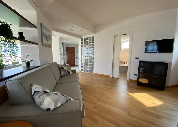 Attico With Big Terrace In With Pool Lägenhet *