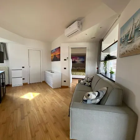 Attico With Big Terrace In With Pool Apartamento