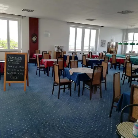 Attico With Big Terrace In With Pool Apartamento *