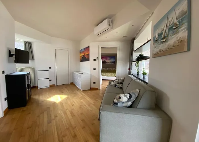 Attico With Big Terrace In With Pool Appartement